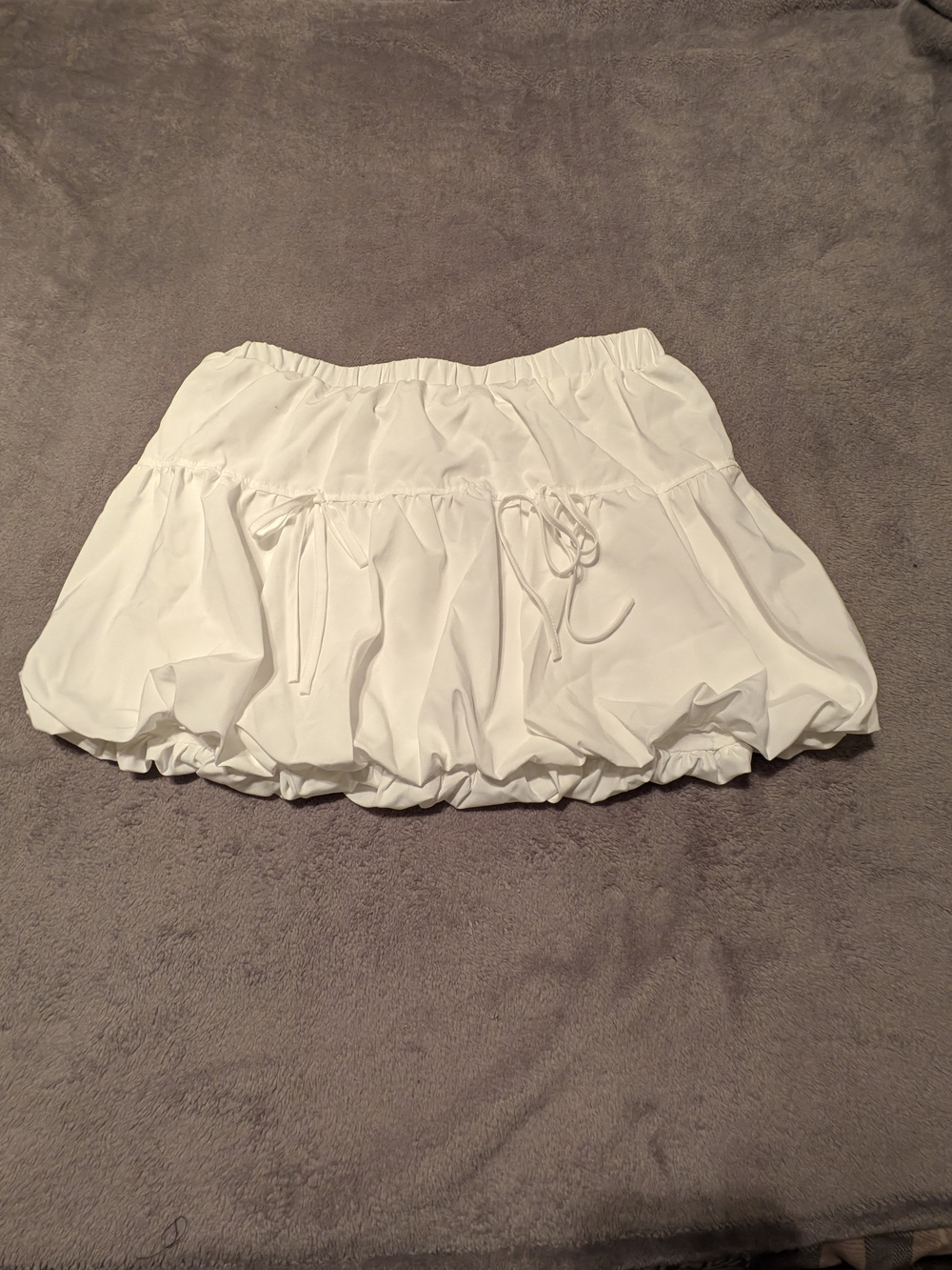 SHEIN White Bubble Mini Skirt with Elastic Waist
